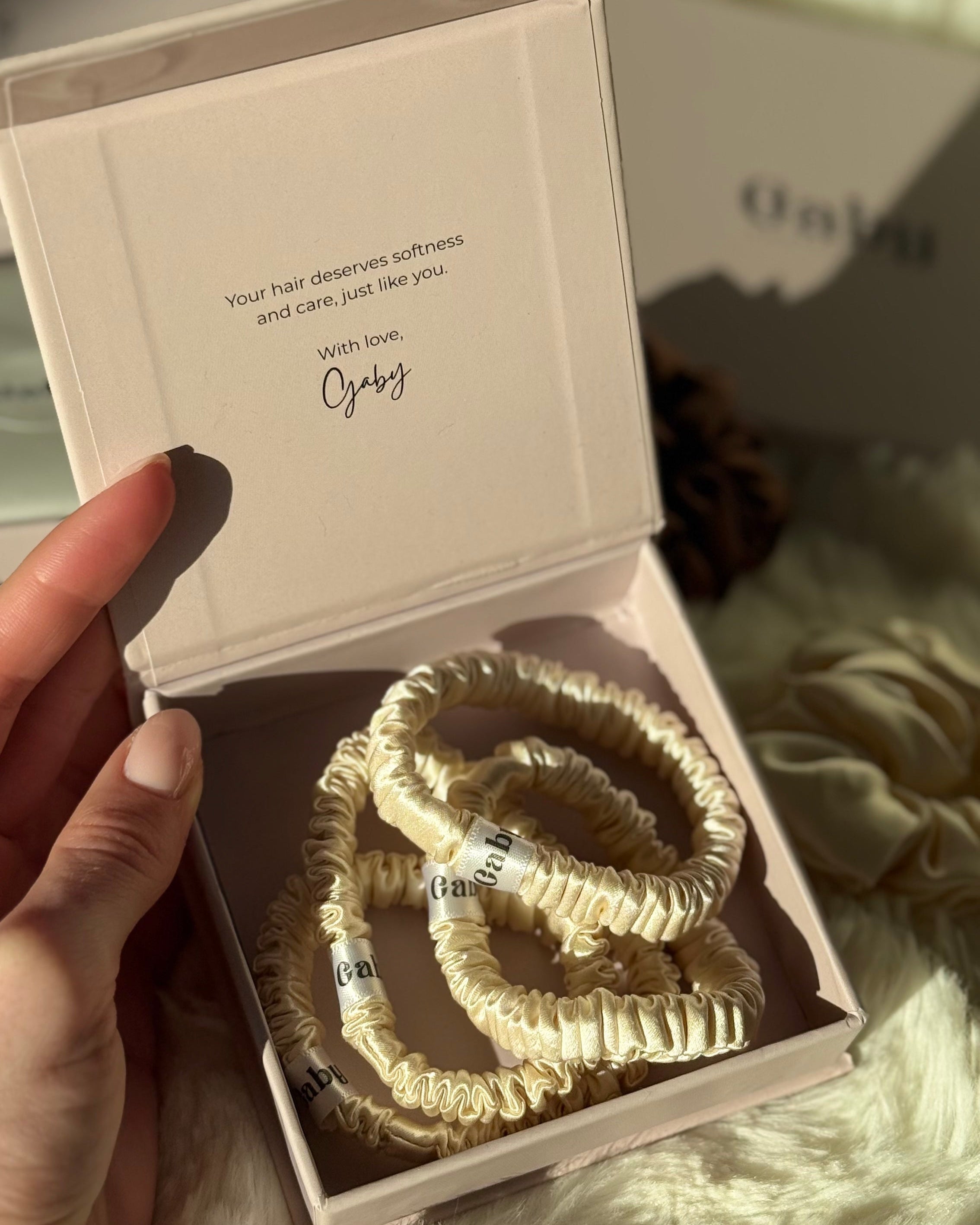 Mulberry Silk Scrunchie Classic